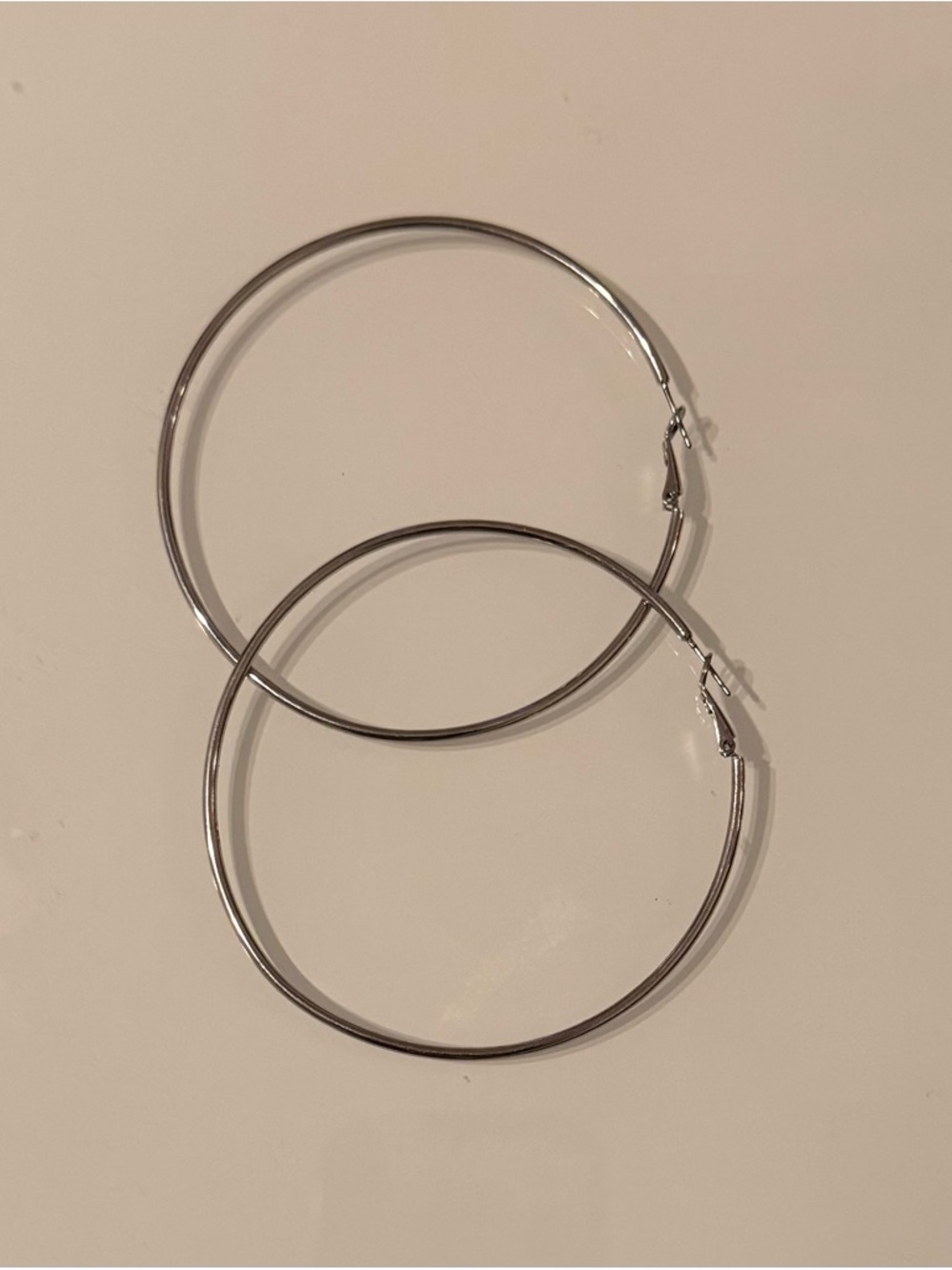 Classic Silver Hoop Earrings - Sleek Women's Jewelry